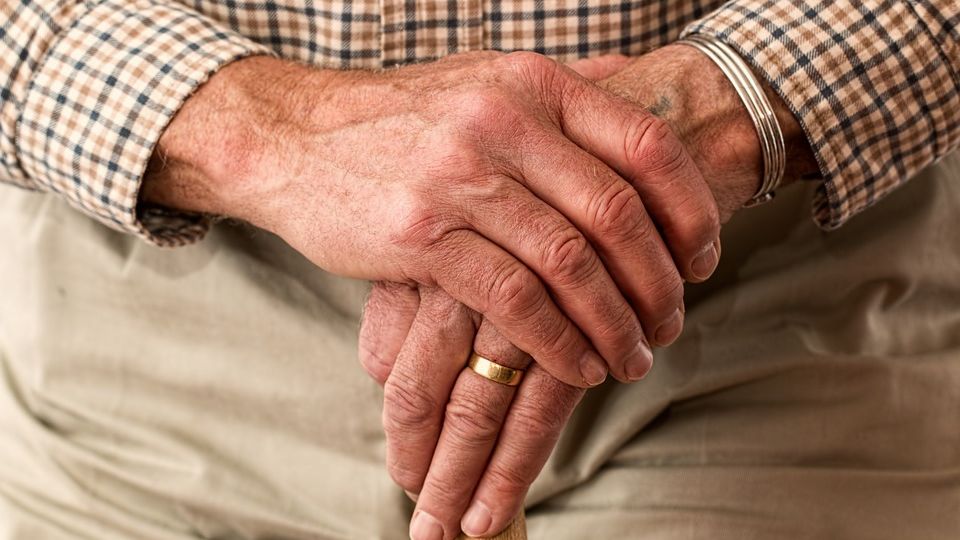 personne âgée droit des successions