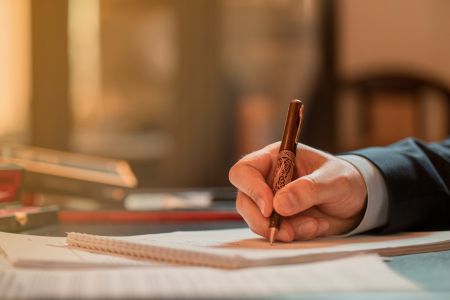 Le testament olographe en droit des successions